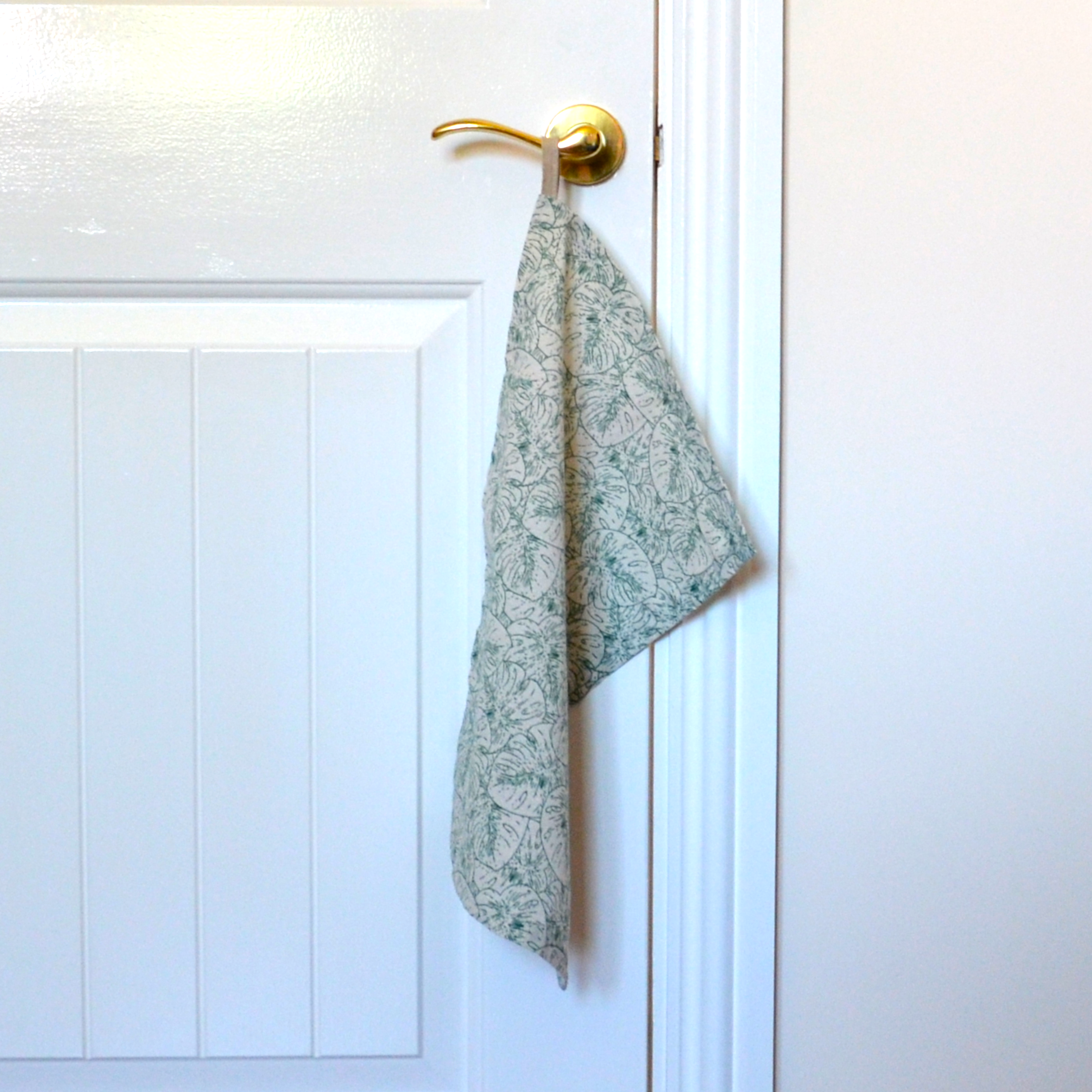 Kitchen_Towel_Leaves